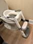 SKYROKU 8839 Toilettensitz mit Treppe Grau Doppelpedal